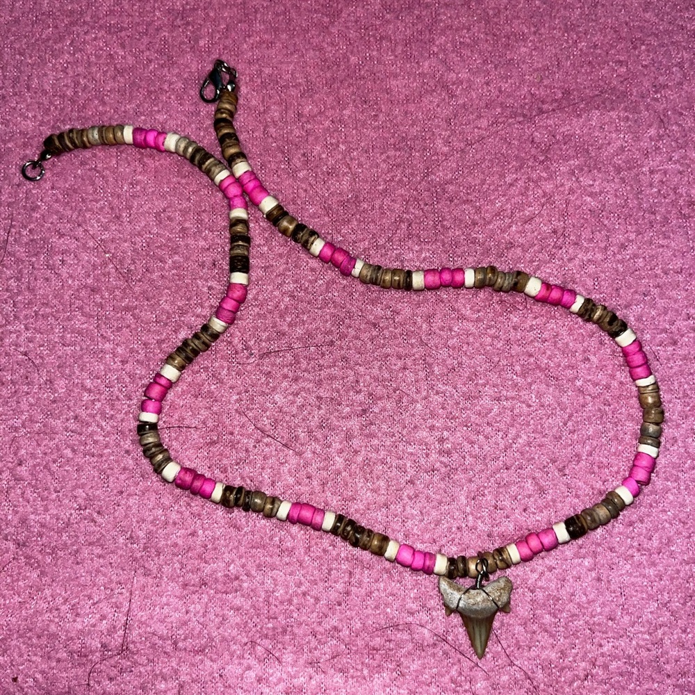 PINK AND BROWN BEADED AUTHENTIC SHARK TOOTH NECKLACE